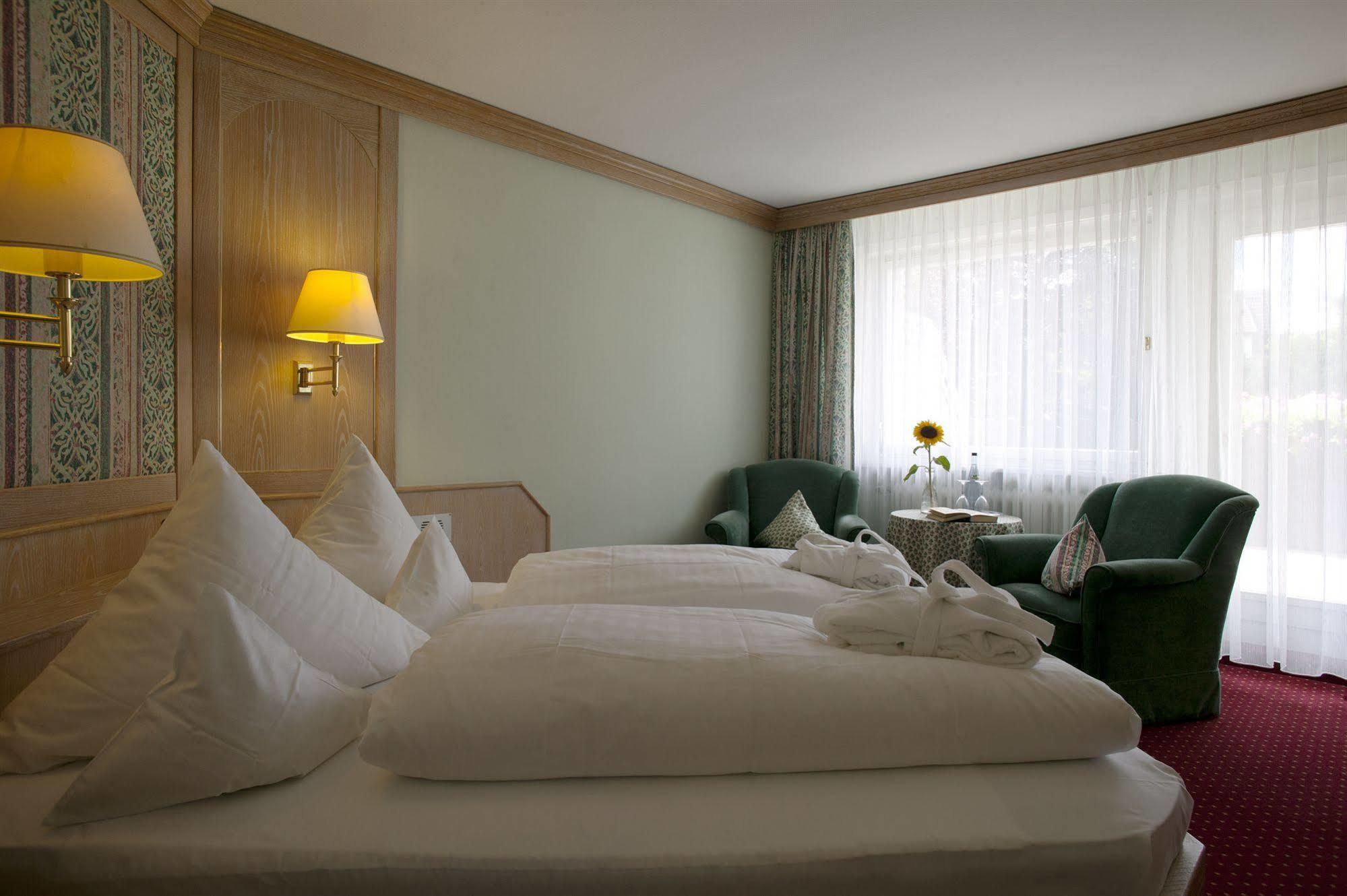 Hotel Lamm Baiersbronn Mitteltal Extérieur photo
